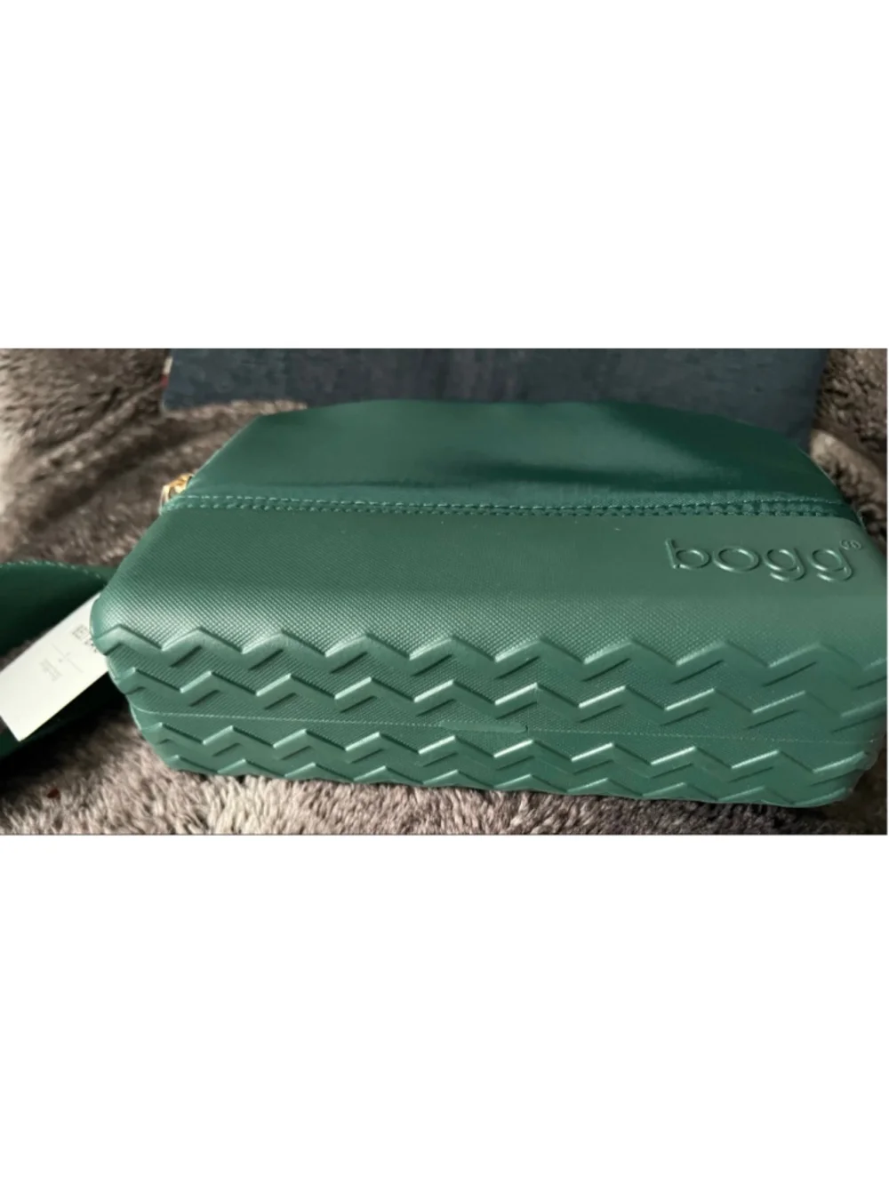 NWT Women's Bogg Bag Crossbody Belt Bag Green